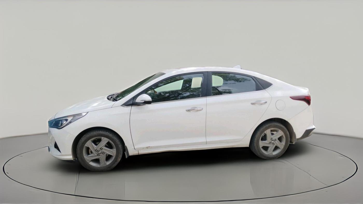 2022 Hyundai Verna SX 1.5 VTVT, Petrol, Manual, 68,507 km, exterior