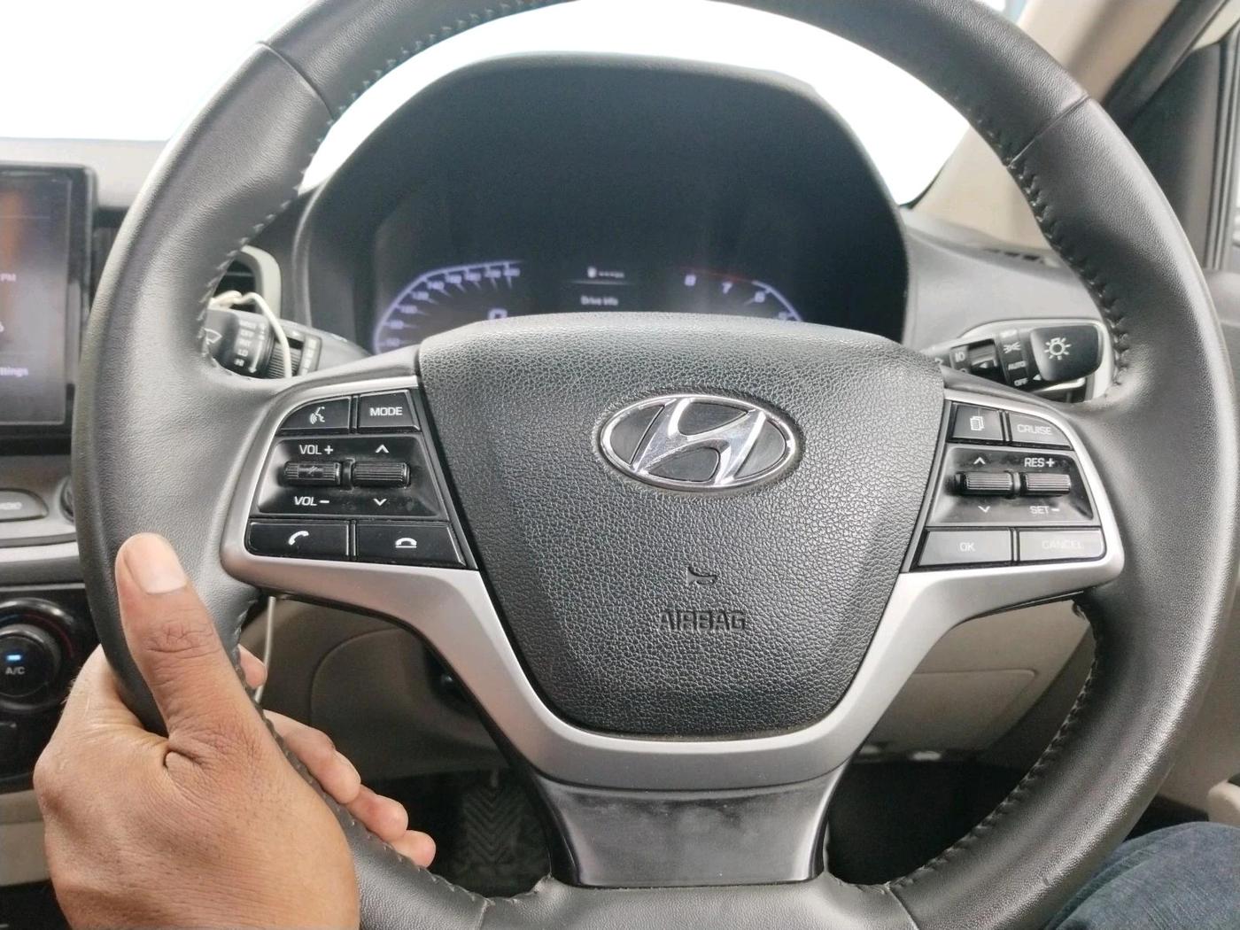 2022 Hyundai Verna SX 1.5 VTVT, Petrol, Manual, 68,507 km, interior