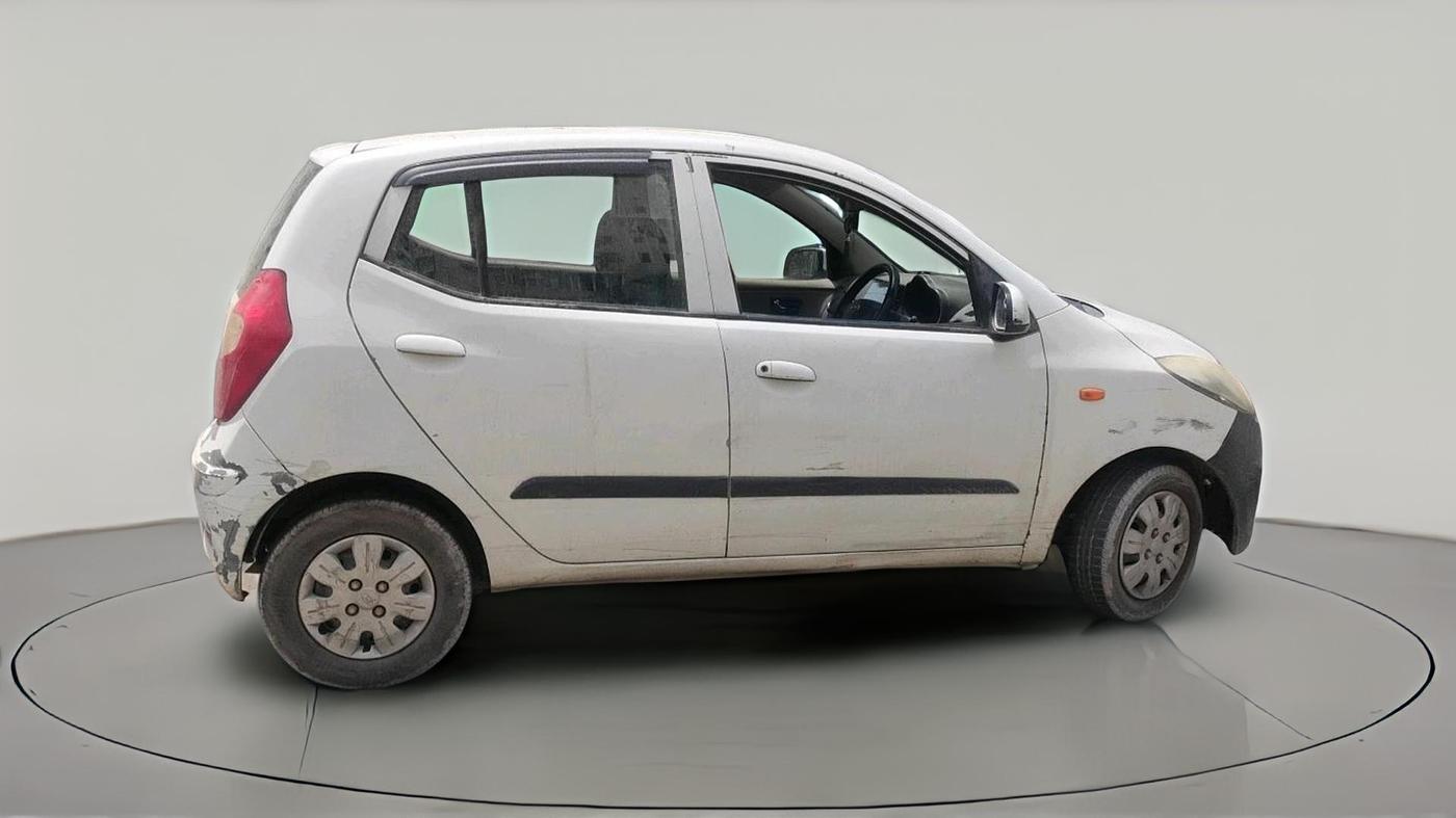 2013 Hyundai i10 MAGNA 1.1, CNG, Manual, 1,25,477 km, exterior