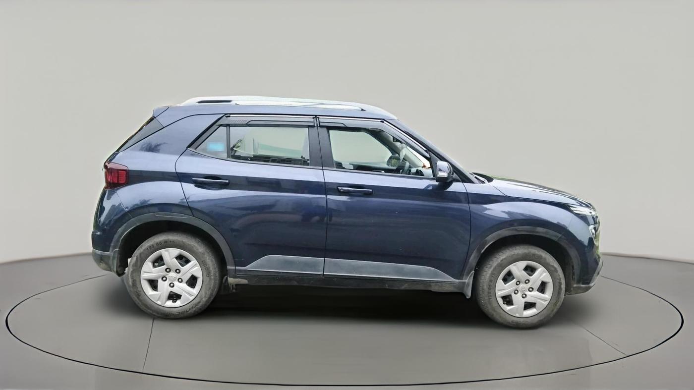 2021 Hyundai VENUE S+ 1.2, Petrol, Manual, 30,526 km, exterior