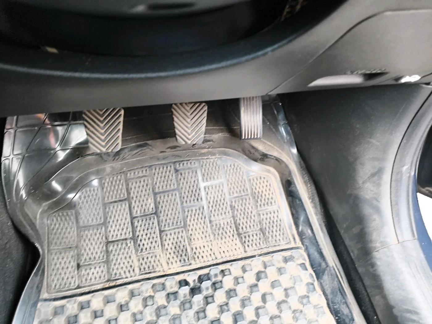 2021 Hyundai VENUE S+ 1.2, Petrol, Manual, 30,526 km, interior