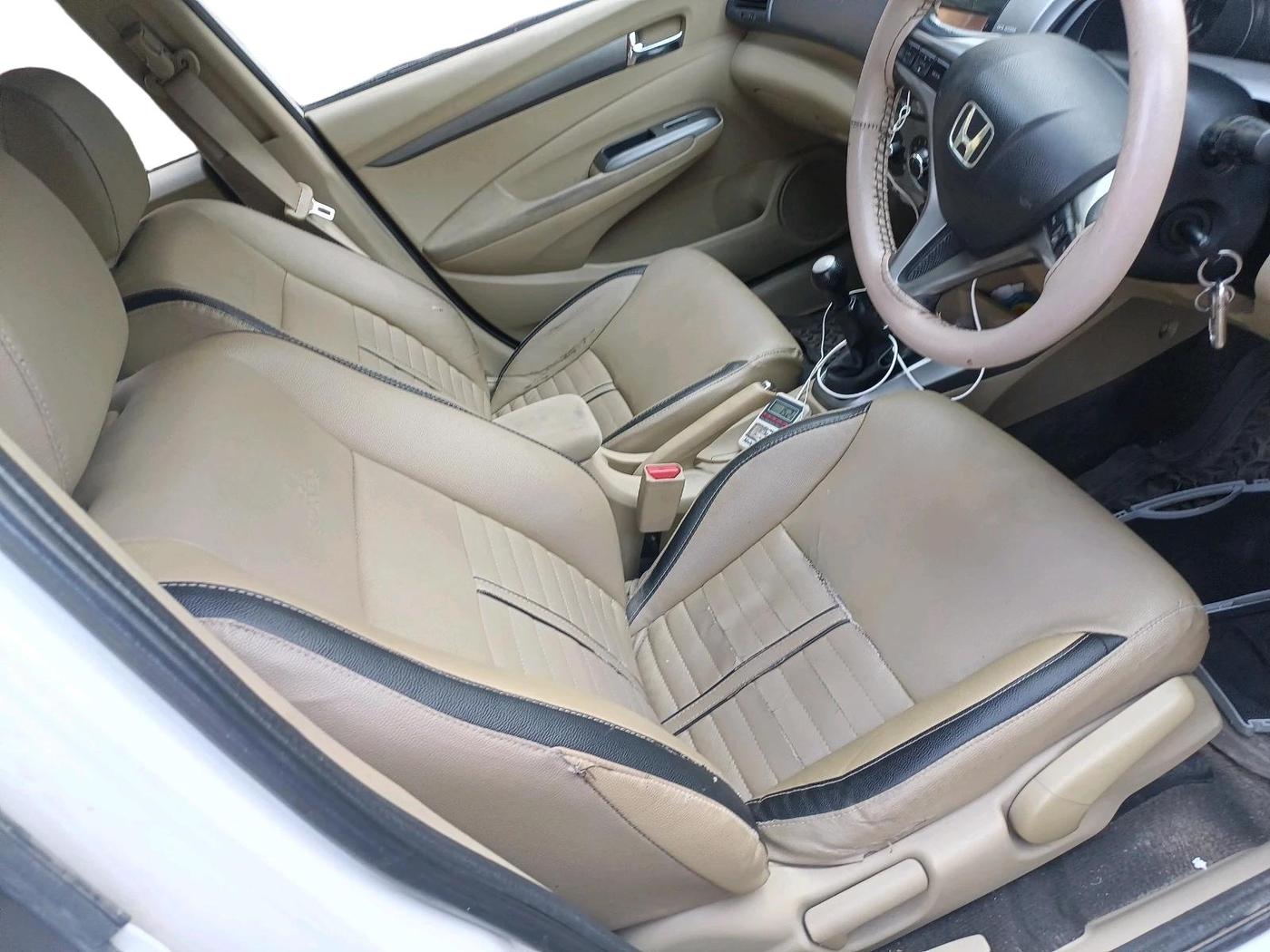 2012 Honda City 1.5L I-VTEC V MT, Petrol, Manual, 1,01,018 km, interior