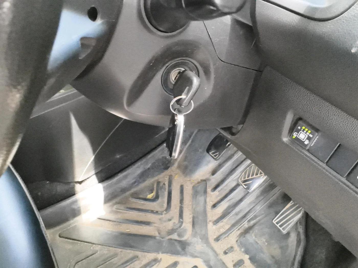 2021 Maruti Swift LXI, CNG, Manual, 73,547 km, interior