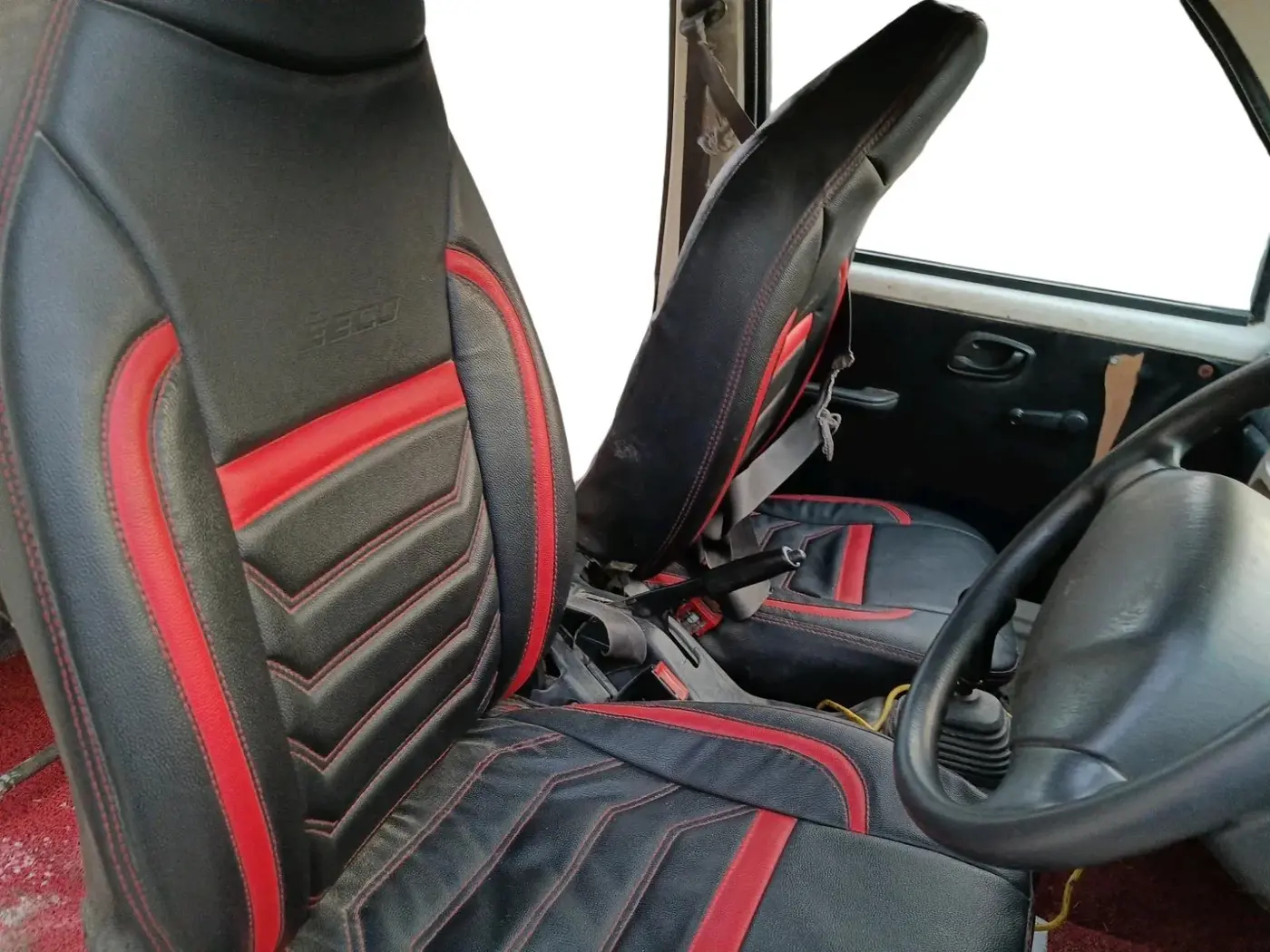 2016 Maruti Eeco 5 STR CNG WITH HTR, CNG, Manual, 1,52,194 km, interior