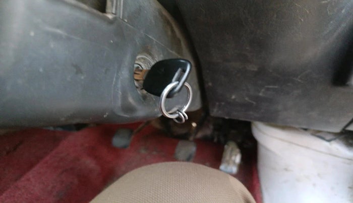 2016 Maruti Eeco 5 STR CNG WITH HTR, CNG, Manual, 1,52,194 km, interior