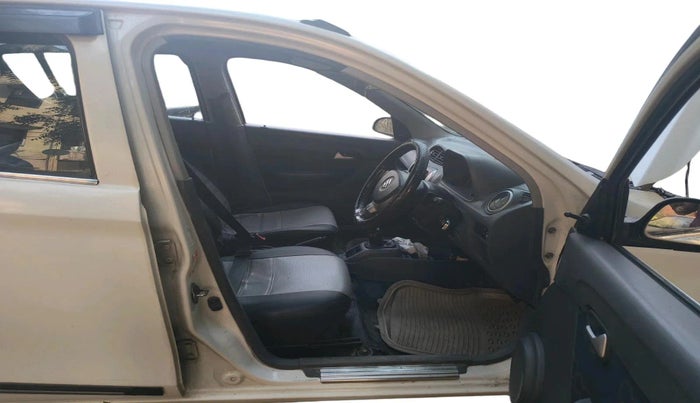 2013 Maruti Alto 800 LXI CNG, CNG, Manual, 1,01,387 km, interior