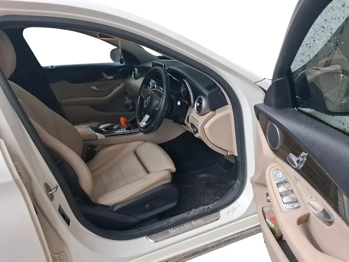 2014 Mercedes Benz C Class C 200 AVANTGARDE, Petrol, Automatic, 38,632 km, interior