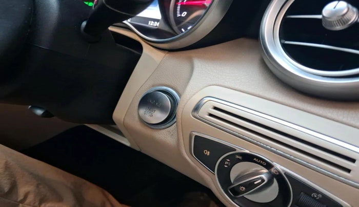 2014 Mercedes Benz C Class C 200 AVANTGARDE, Petrol, Automatic, 38,632 km, interior