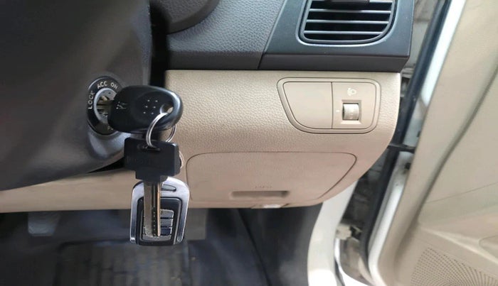 2015 Hyundai Eon ERA +, Petrol, Manual, 47,904 km, interior