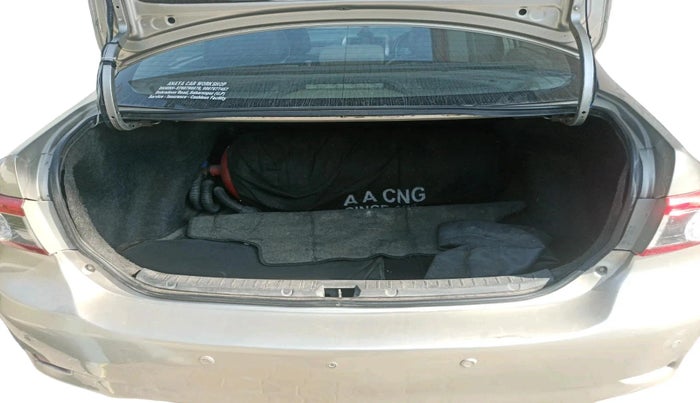 2012 Toyota Corolla Altis G PETROL, CNG, Manual, 78,246 km, exterior