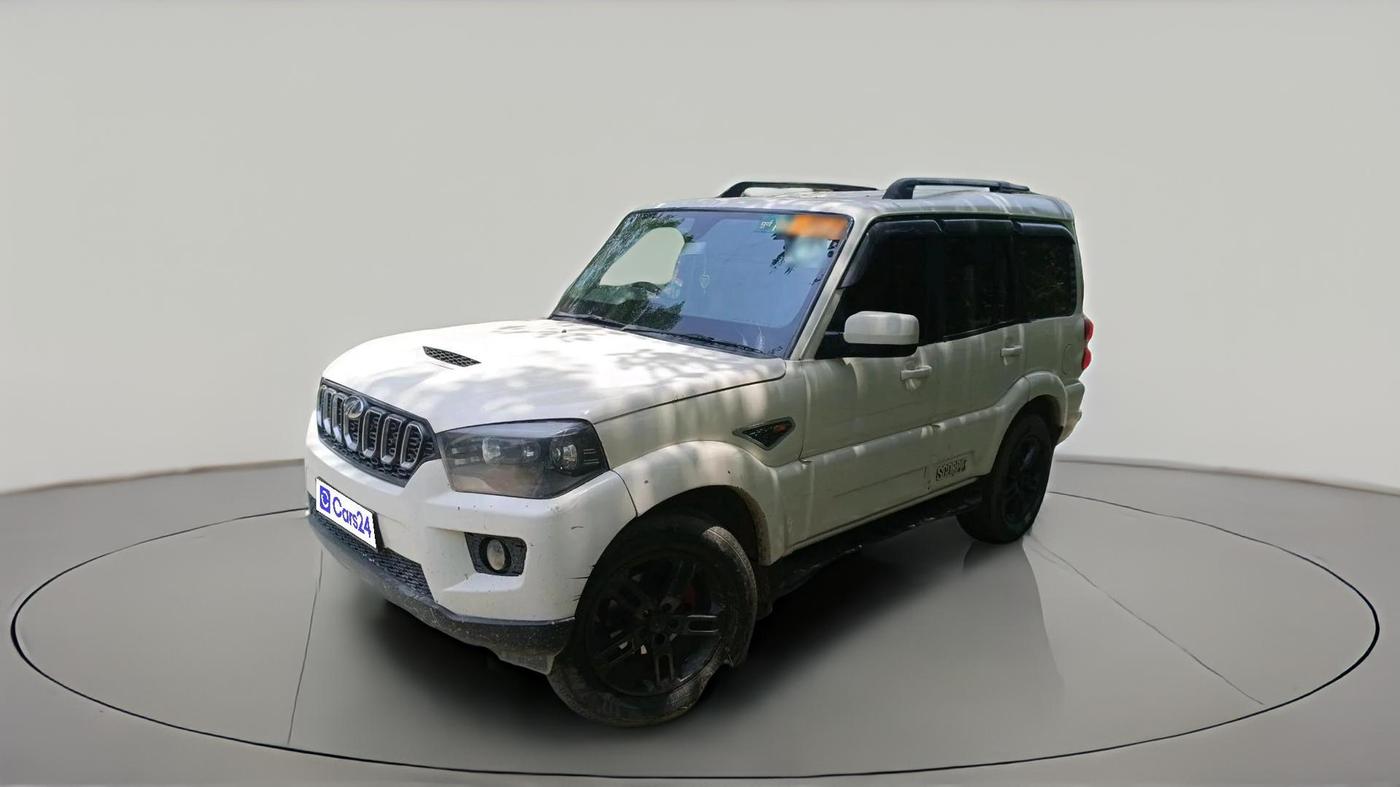 2017 Mahindra Scorpio S6 PLUS 1.99, Diesel, Manual, 2,01,963 km, exterior