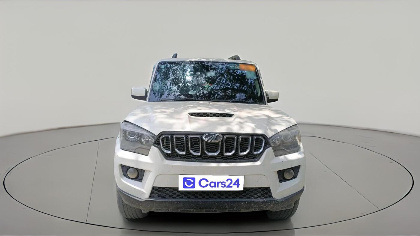 2017 Mahindra Scorpio S6 PLUS 1.99, Diesel, Manual, 2,01,963 km, exterior