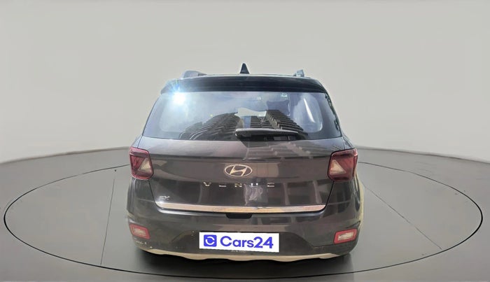 2022 Hyundai VENUE SX 1.5 (O) CRDI DUAL TONE, Diesel, Manual, 53,875 km, exterior