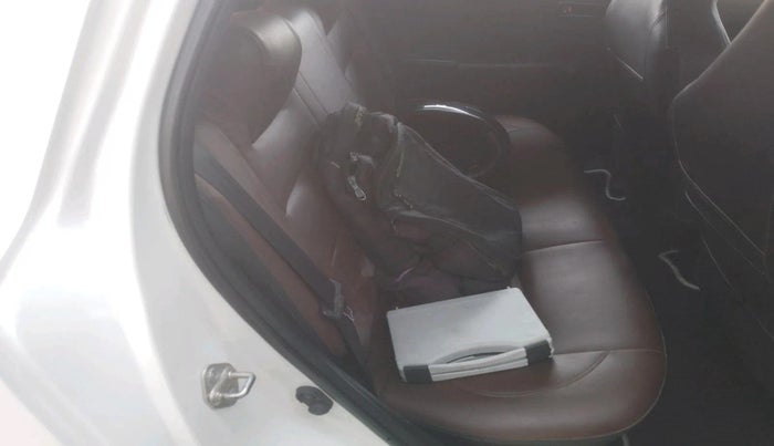 2022 Maruti Swift LXI, CNG, Manual, 40,273 km, interior