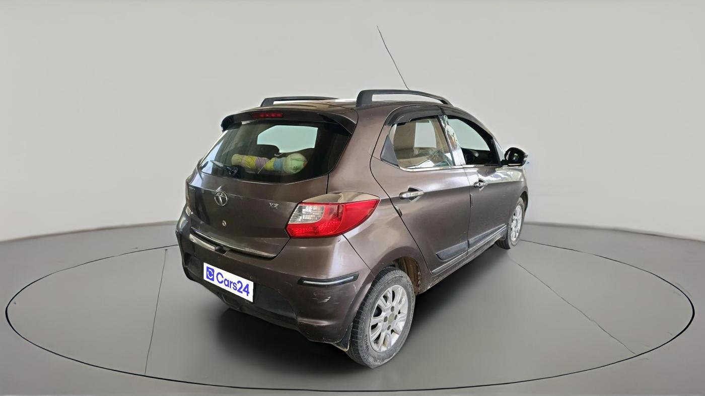 2016 Tata Tiago XZ PETROL, CNG, Manual, 1,54,697 km, exterior