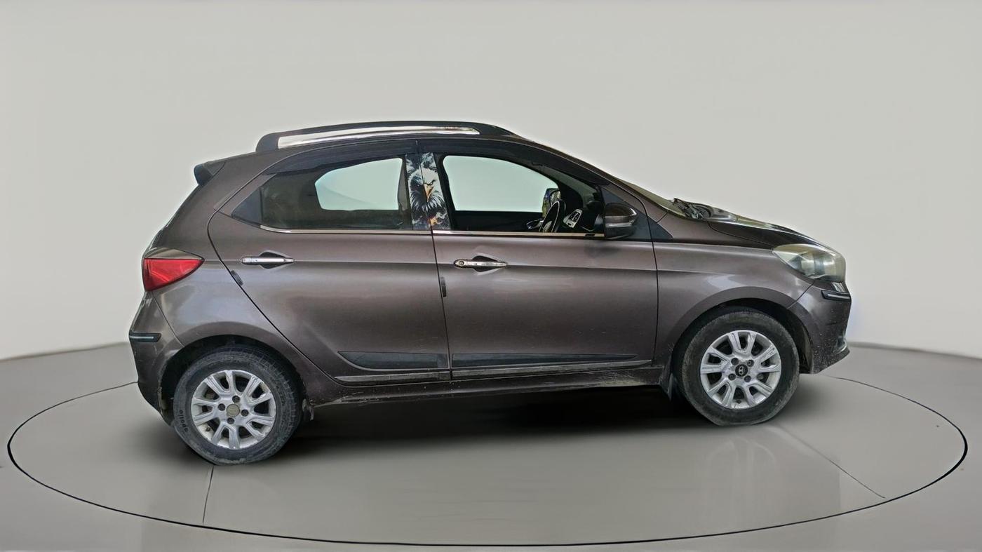 2016 Tata Tiago XZ PETROL, CNG, Manual, 1,54,697 km, exterior