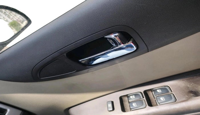 2011 Hyundai i20 MAGNA 1.2, Petrol, Manual, 49,453 km, interior