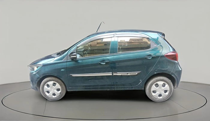 2023 Tata TIAGO EV XT LONG RANGE, Electric, Automatic, 41,789 km, exterior