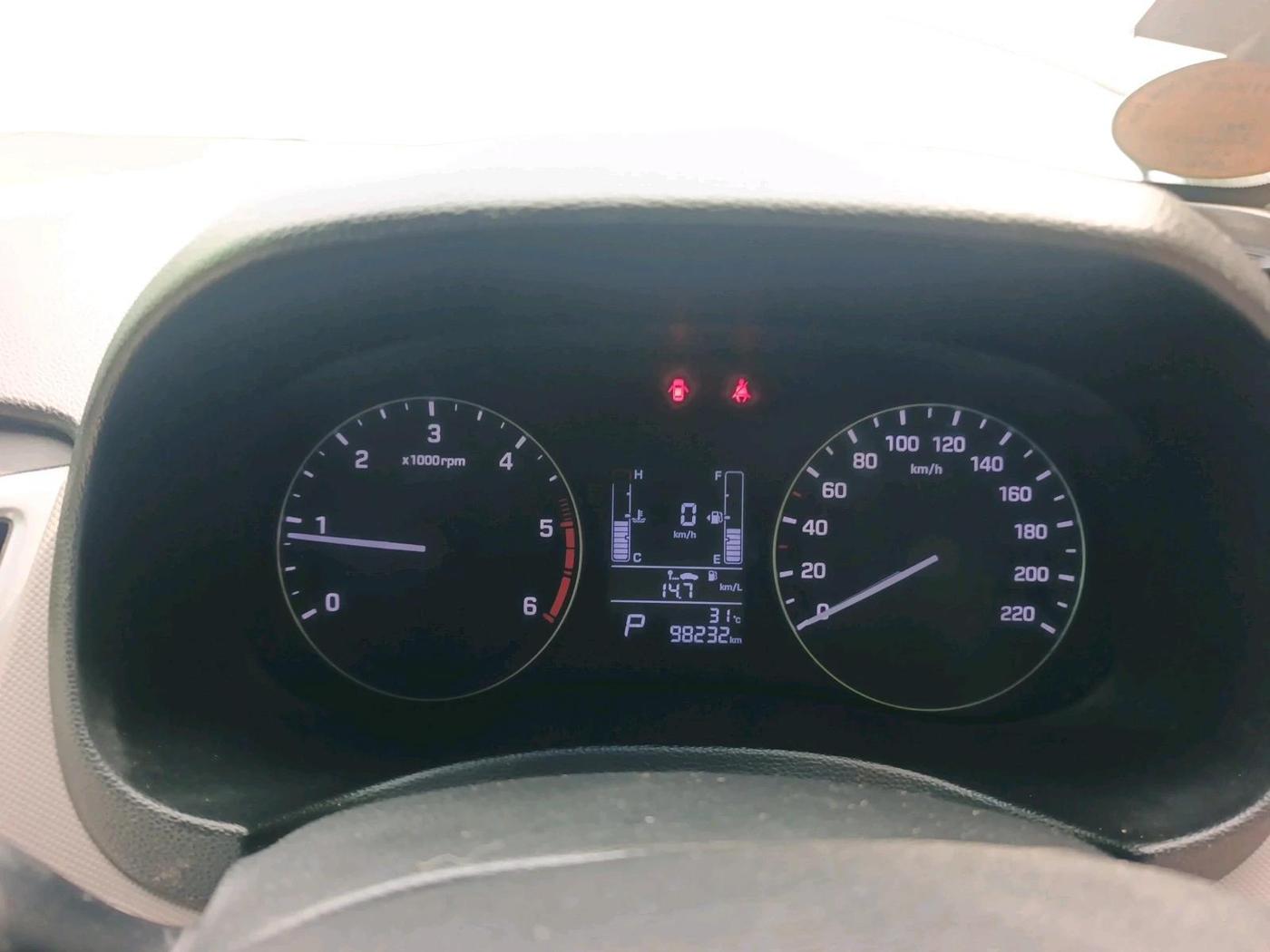 2018 Hyundai Creta SX AT 1.6 DIESEL, Diesel, Automatic, 98,232 km, interior