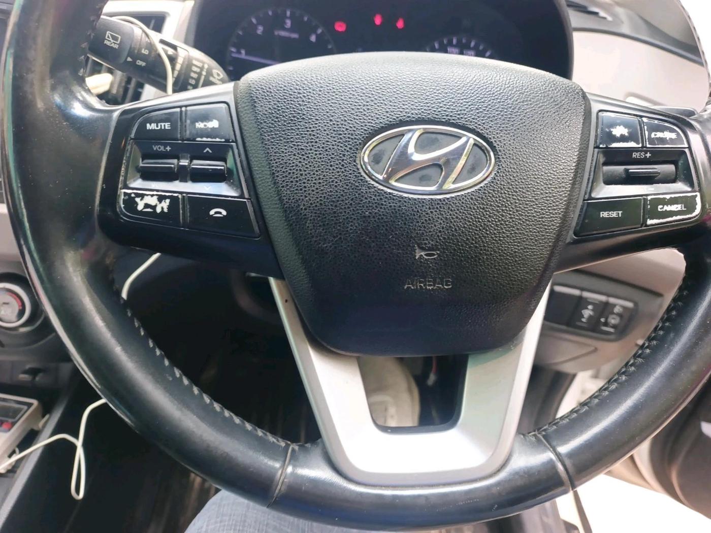 2018 Hyundai Creta SX AT 1.6 DIESEL, Diesel, Automatic, 98,232 km, interior