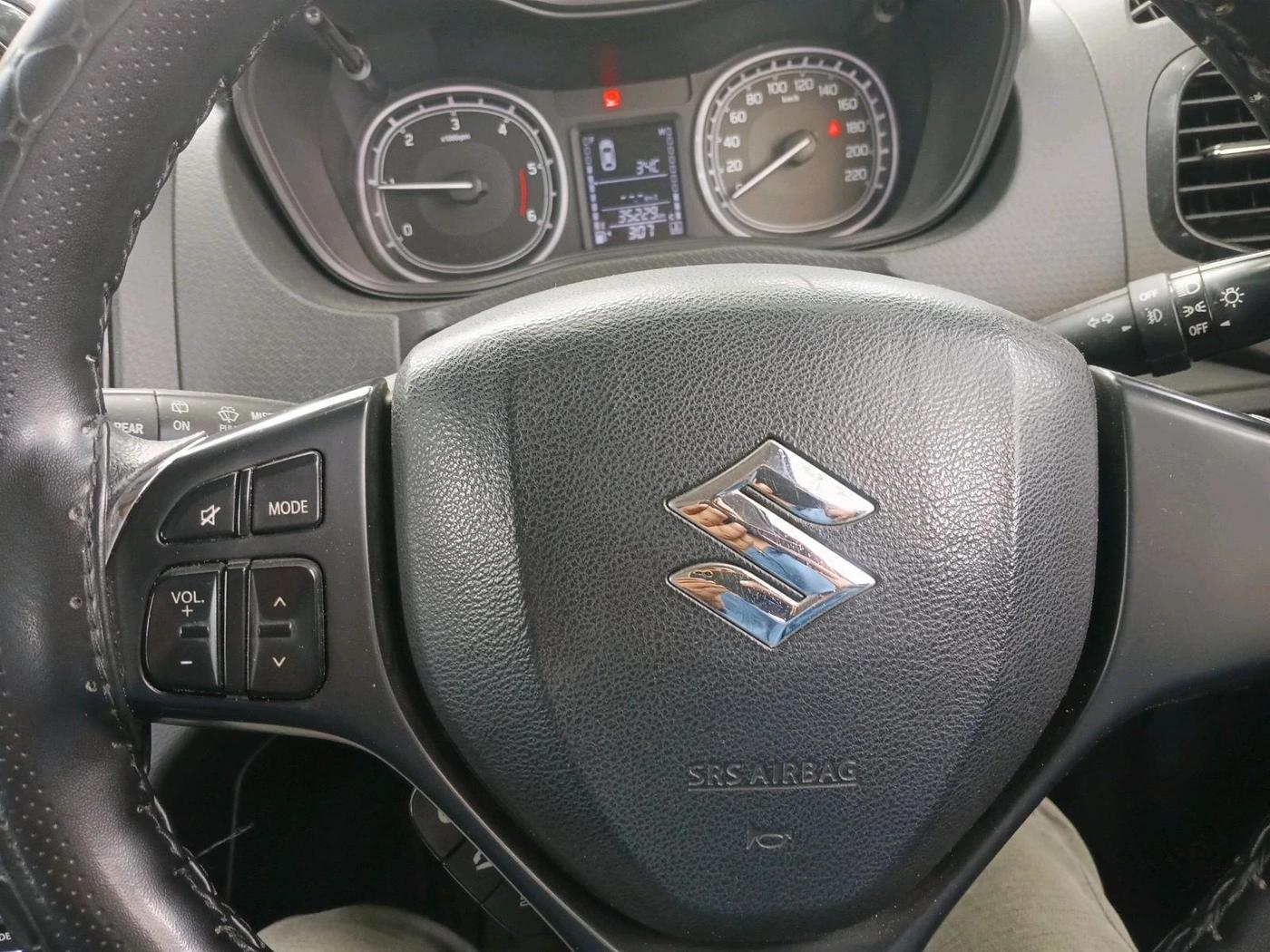 2017 Maruti Vitara Brezza ZDI, Diesel, Manual, 35,230 km, interior
