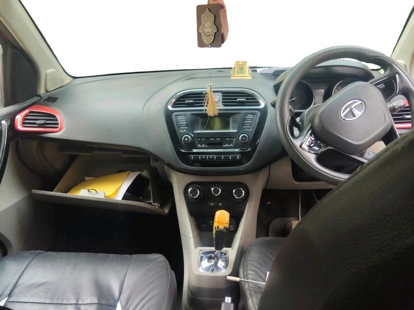 2017 Tata Tiago XZA PETROL, Petrol, Automatic, 79,280 km, interior