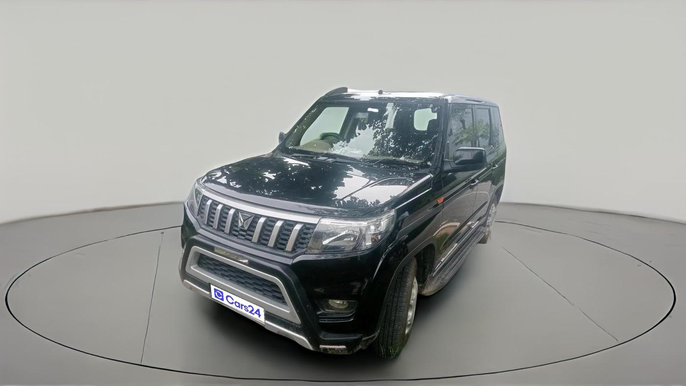 2025 Mahindra BOLERO NEO N 8, Diesel, Manual, 15,639 km, exterior