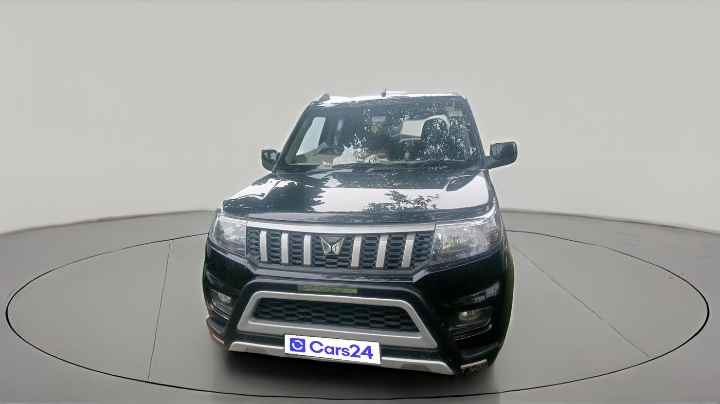 2025 Mahindra BOLERO NEO N 8, Diesel, Manual, 15,639 km, exterior