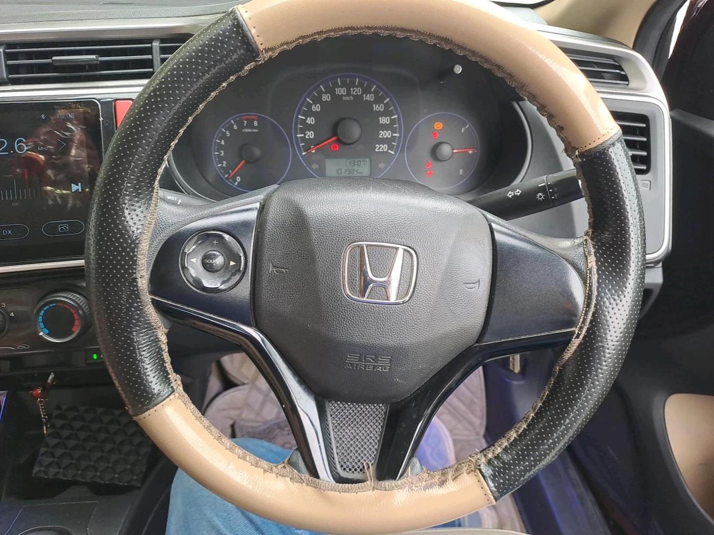 2015 Honda City 1.5L I-VTEC S MT, Petrol, Manual, 1,01,984 km, interior