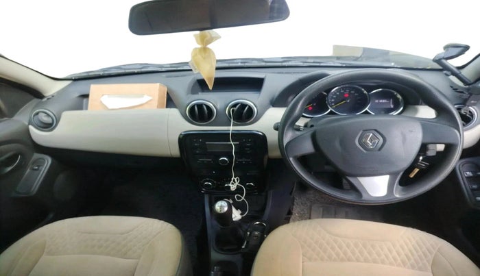 2015 Renault Duster RXL PETROL, Petrol, Manual, 1,01,830 km, interior