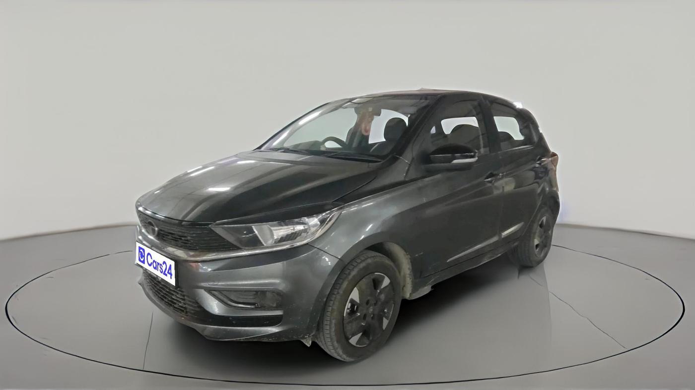 2025 Tata Tiago XTA CNG , CNG, Automatic, 12,877 km, exterior