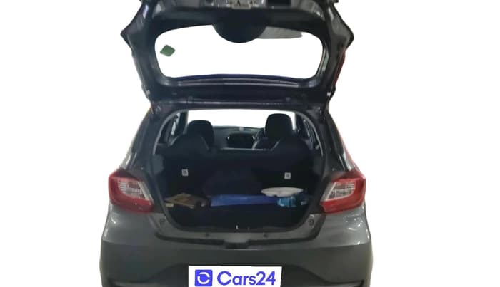 2025 Tata Tiago XTA CNG , CNG, Automatic, 12,877 km, exterior