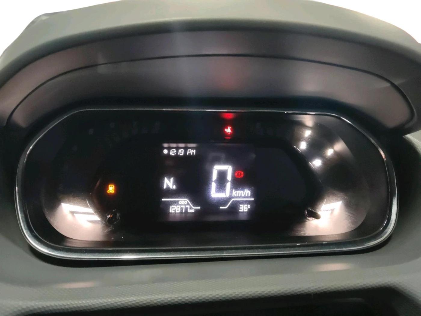 2025 Tata Tiago XTA CNG , CNG, Automatic, 12,877 km, interior
