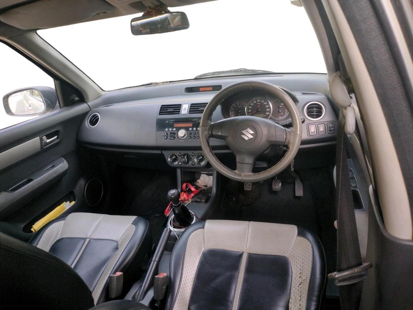 2011 Maruti Swift Dzire VXI, Petrol, Manual, 1,15,796 km, interior