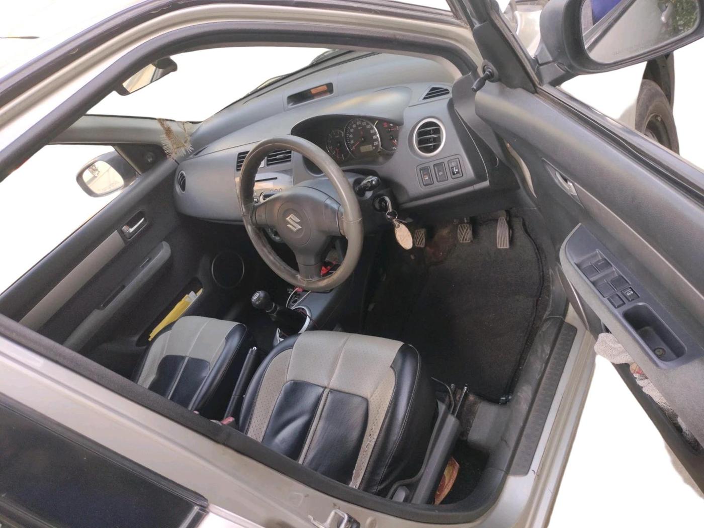 2011 Maruti Swift Dzire VXI, Petrol, Manual, 1,15,796 km, interior