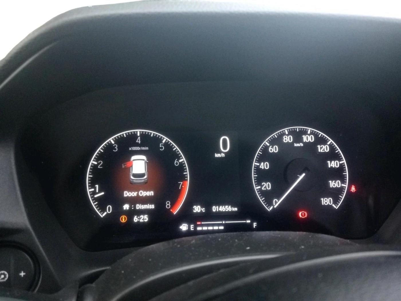 2025 Honda ELEVATE V MT, Petrol, Manual, 14,656 km, interior