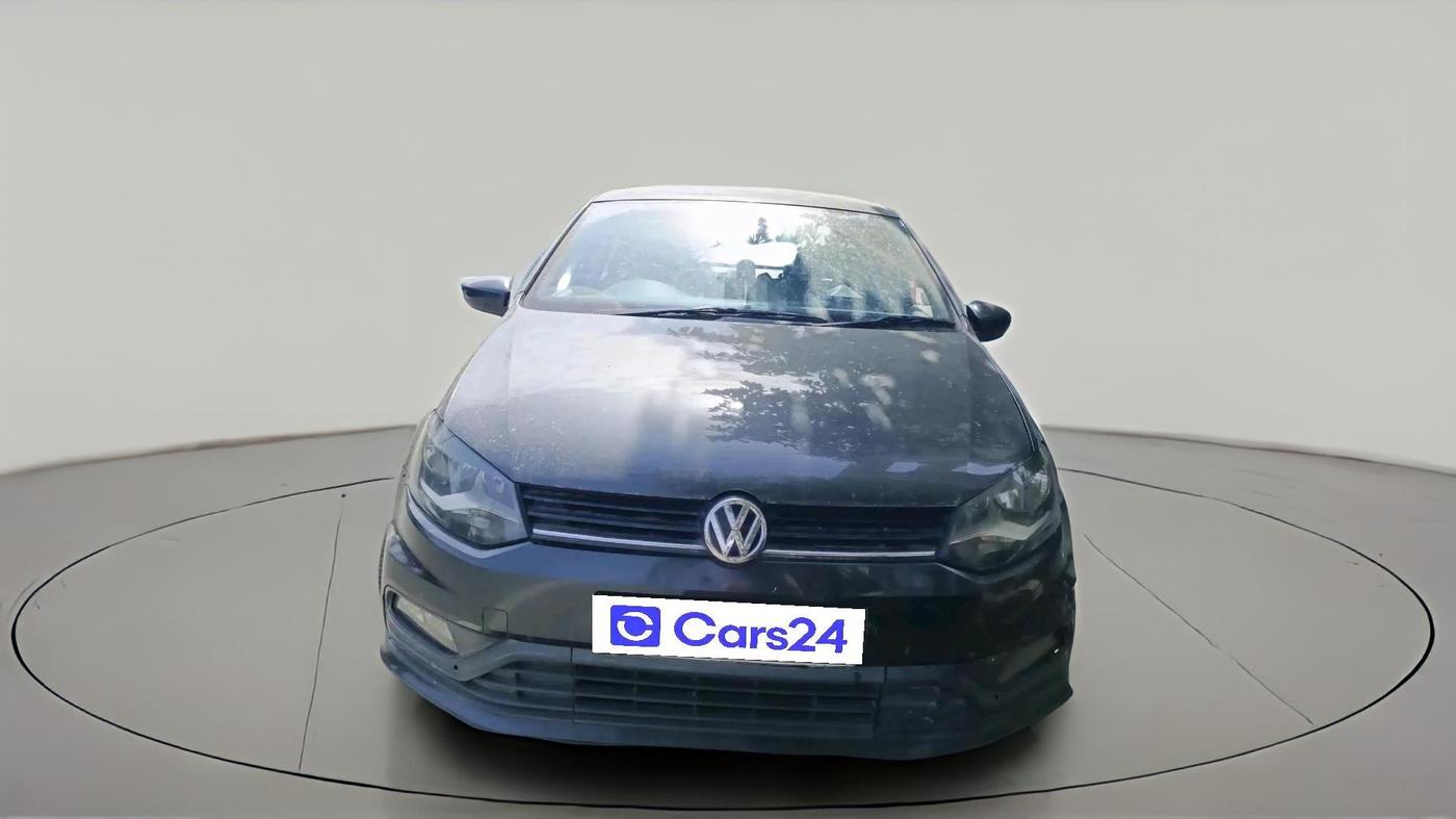 2017 Volkswagen Ameo COMFORTLINE 1.5L, Diesel, Manual, 1,42,036 km, exterior