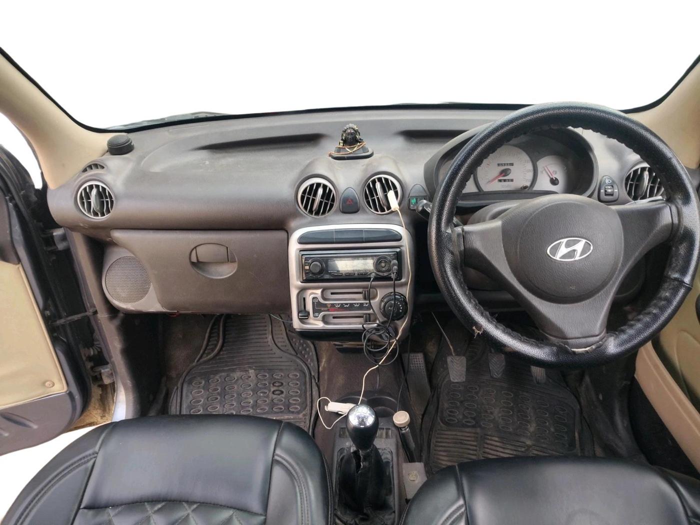 2011 Hyundai Santro Xing GL, CNG, Manual, 1,07,306 km, interior