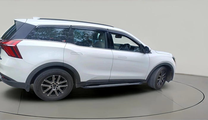 2023 Mahindra XUV700 AX 7 P AT 7 STR, Petrol, Automatic, 43,853 km, exterior
