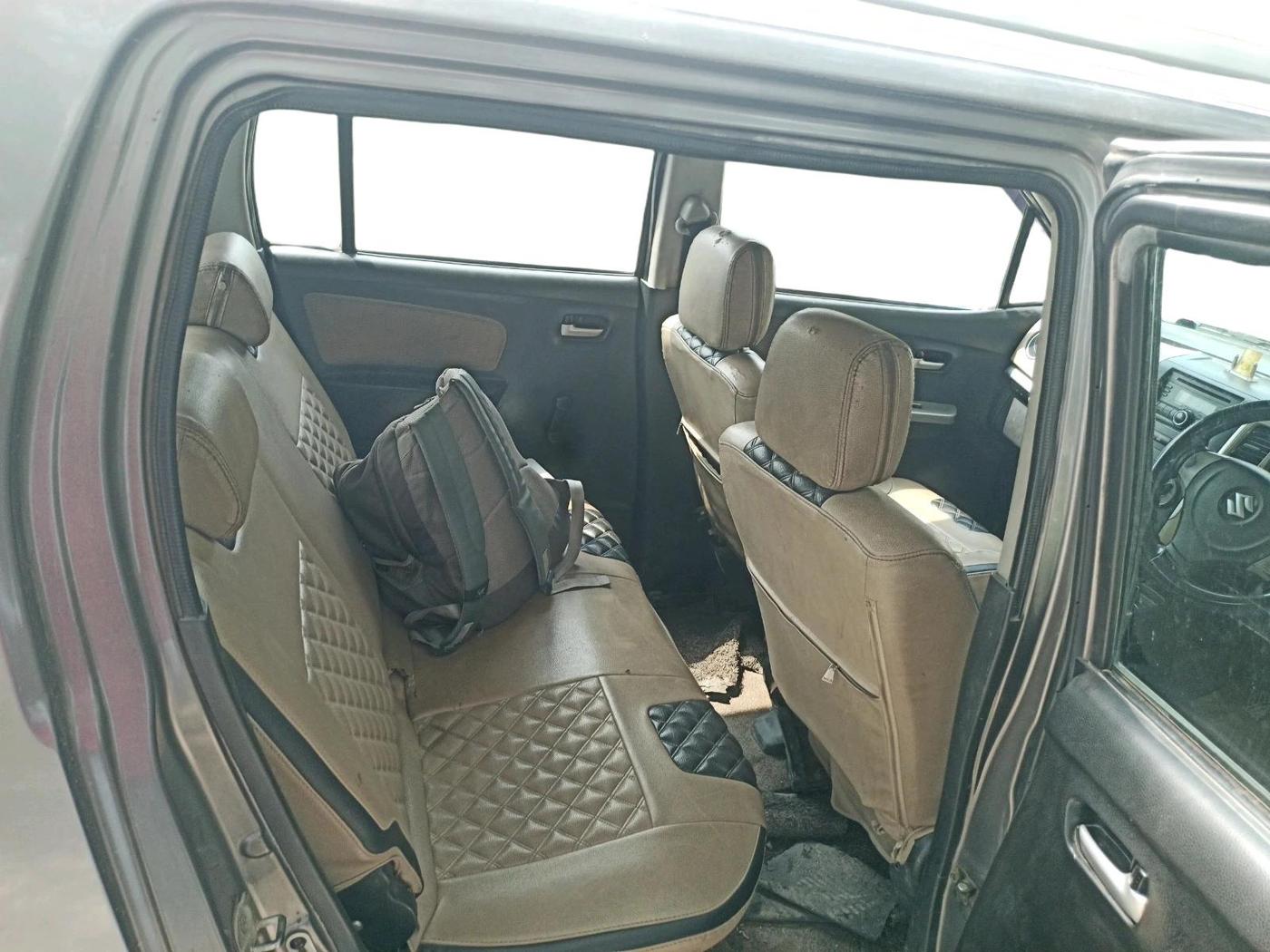 2018 Maruti Wagon R 1.0 LXI CNG, CNG, Manual, 99,038 km, interior