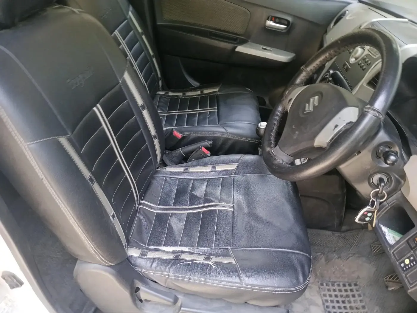 2016 Maruti Wagon R 1.0 LXI CNG, CNG, Manual, 1,22,343 km, interior