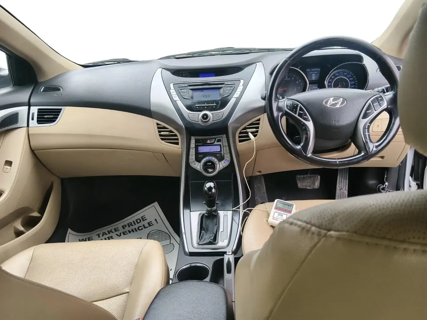 2014 Hyundai New Elantra 1.8 SX AT VTVT, Petrol, Automatic, 1,64,740 km, interior