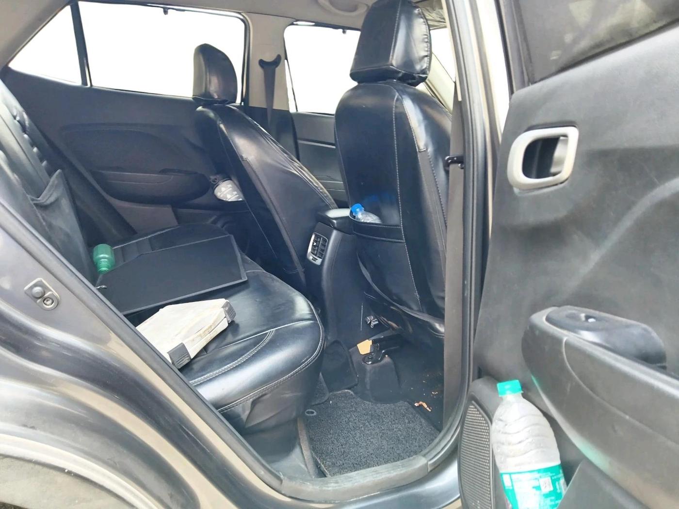 2020 Hyundai VENUE S 1.2, Petrol, Manual, 1,19,159 km, interior