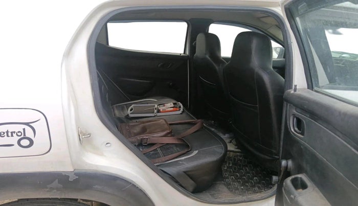 2017 Renault Kwid RXL, Petrol, Manual, 53,607 km, interior