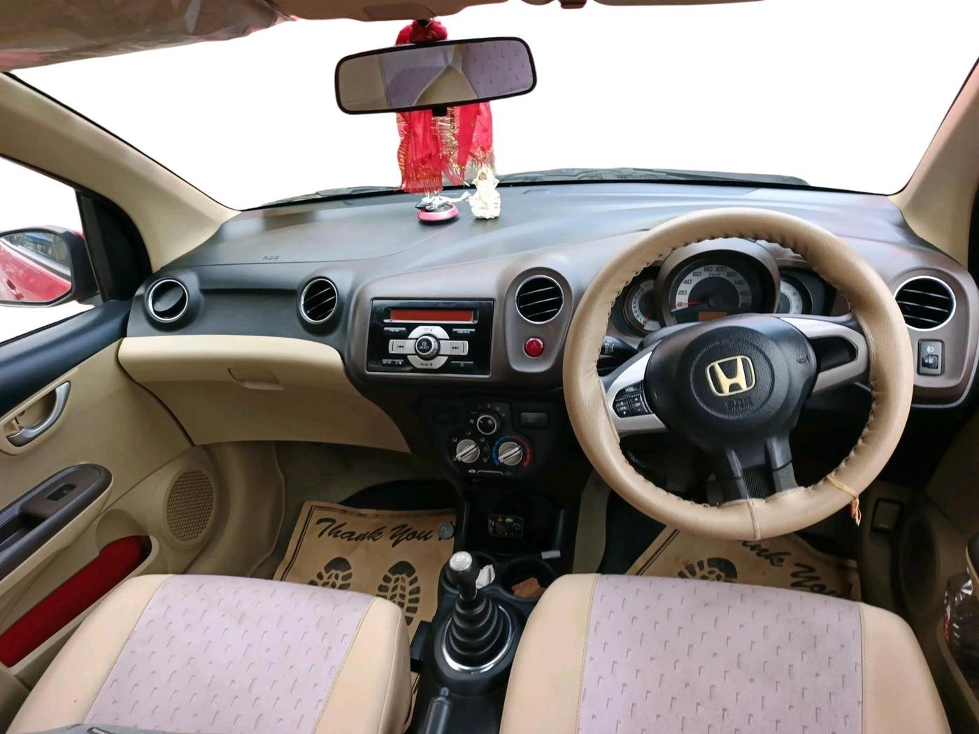 2012 Honda Brio V MT, Petrol, Manual, 67,951 km, interior