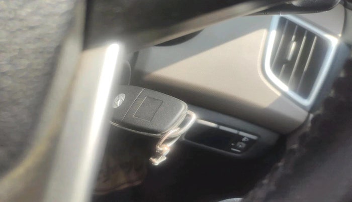 2019 Hyundai Creta E PLUS 1.6 PETROL, Petrol, Manual, 70,315 km, interior