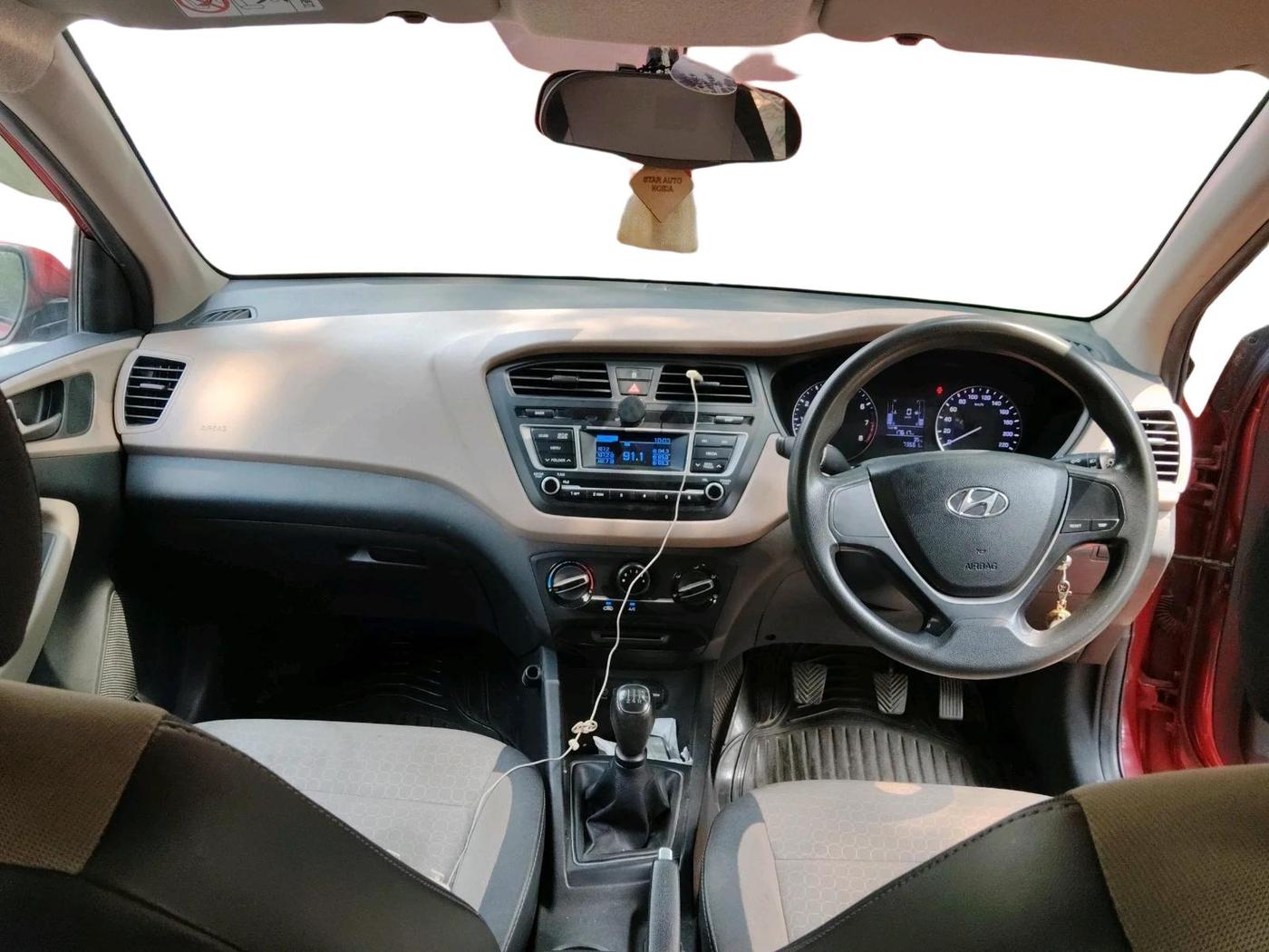 2017 Hyundai Elite i20 MAGNA EXECUTIVE 1.2, Petrol, Manual, 73,661 km, interior