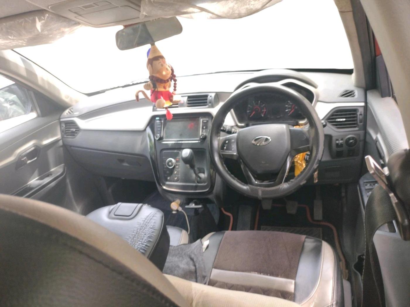 2018 Mahindra KUV 100 NXT K6+ P 6 STR, Petrol, Manual, 50,716 km, interior