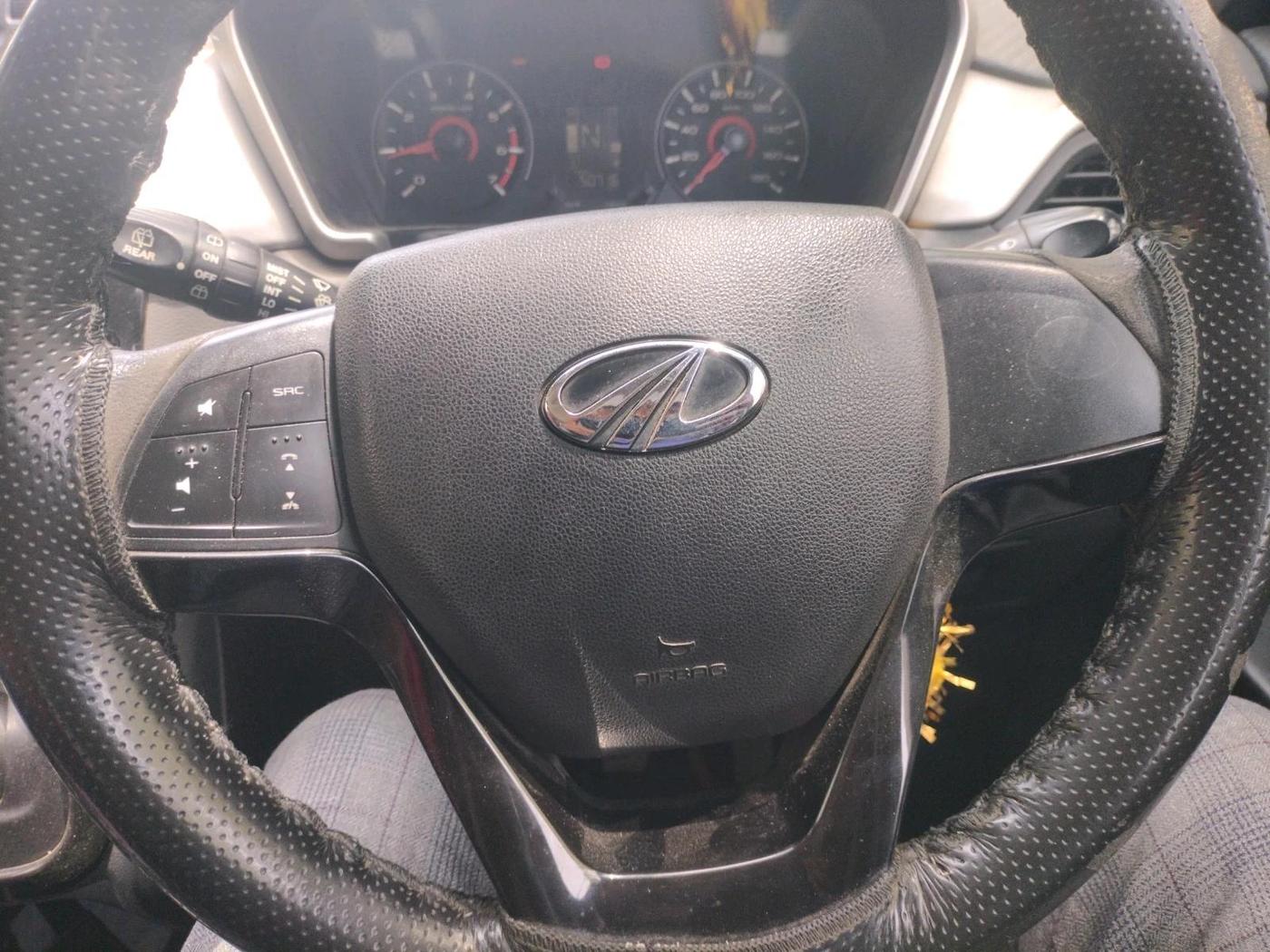 2018 Mahindra KUV 100 NXT K6+ P 6 STR, Petrol, Manual, 50,716 km, interior