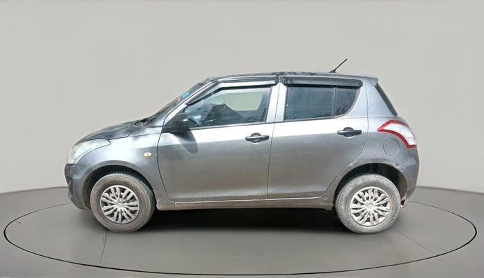 2017 Maruti Swift LXI (O), Petrol, Manual, 1,34,842 km, exterior